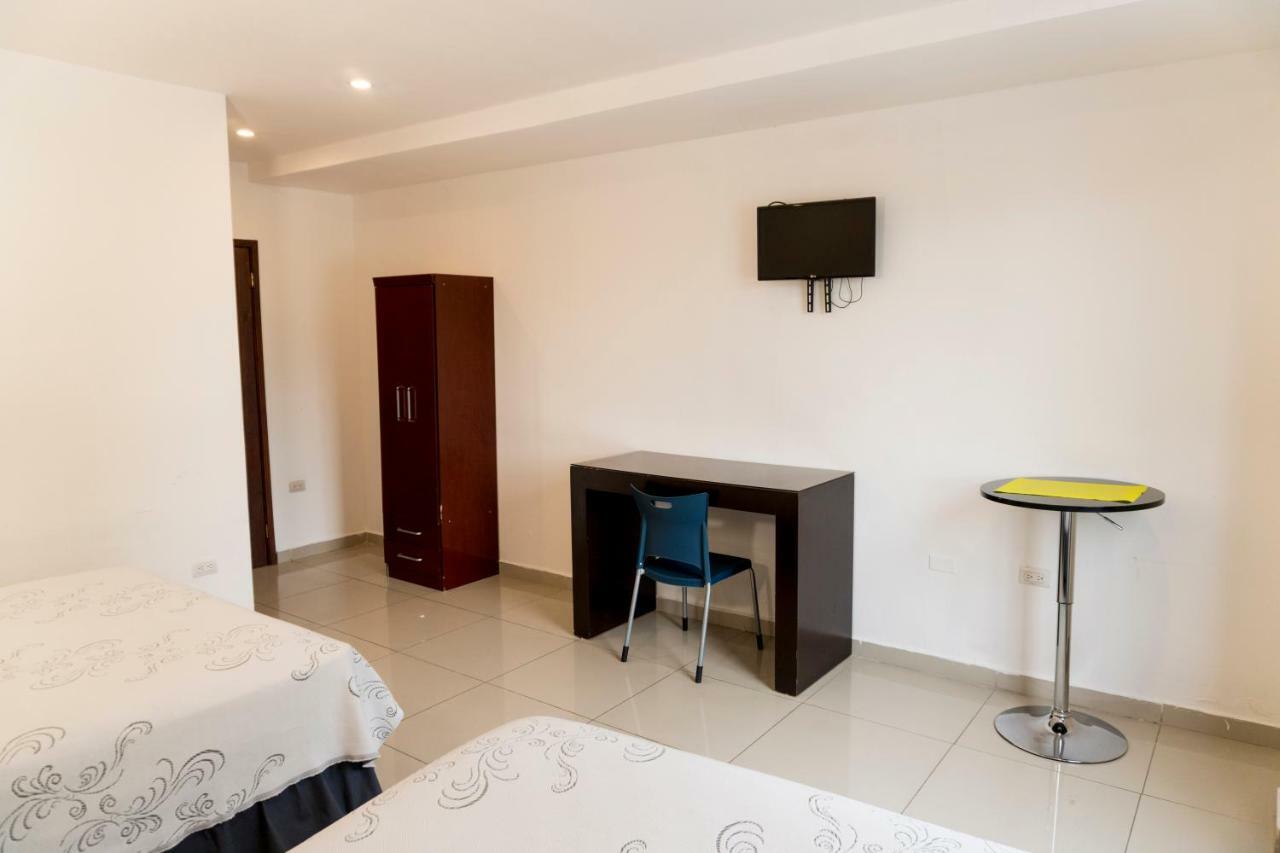 סן פדרו סולה Micro Hotel Rio De Piedras מראה חיצוני תמונה